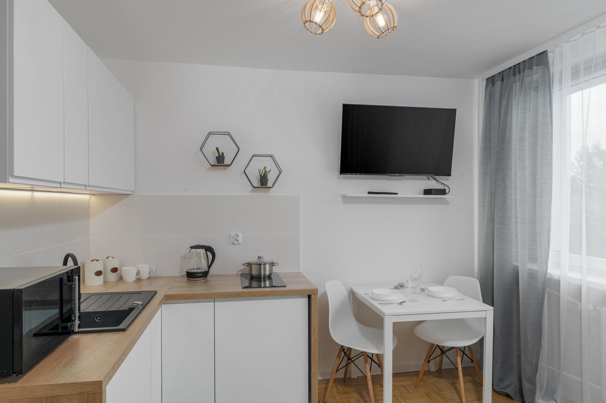 Apartment Reymonta 23 B - 5 Min Metro - 15 Min Centrum - 10 Min Cmkp Warschau